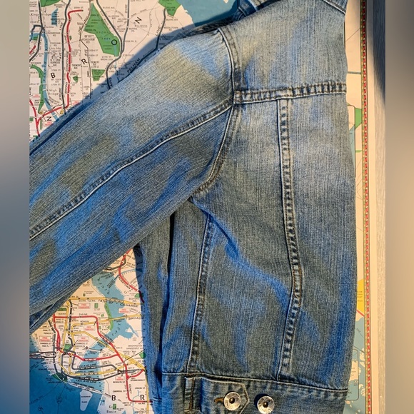 Hot Kiss Jean Jacket light wash size M - Picture 13 of 13